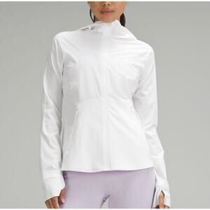 NWOT Lululemon Mist Over Windbreaker Jacket Womens 6 White Athleisure Running